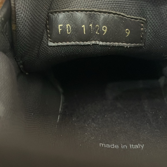 LOUIS VUITTON LEATHER SUEDE LOW SNEAKERS MENS UK SIZE 9 US SIZE 10.5 - Picture 6 of 16